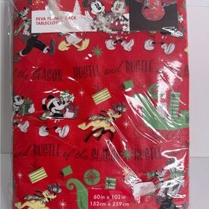 Disney Holiday Tablecloth Mickey Mouse.